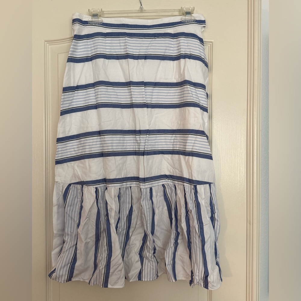 LOFT linen blue strip skirt size 8